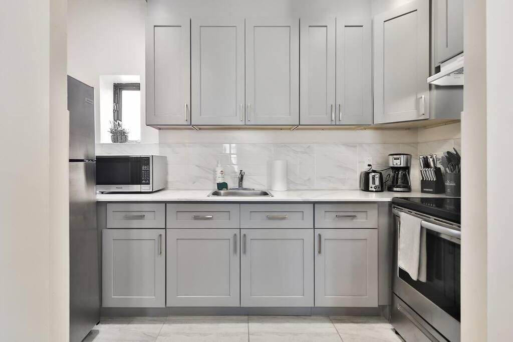 מונטריאול Stanley Suites מראה חיצוני תמונה